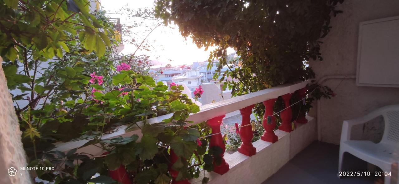 Odysseas Hotel Samos Eksteriør bilde