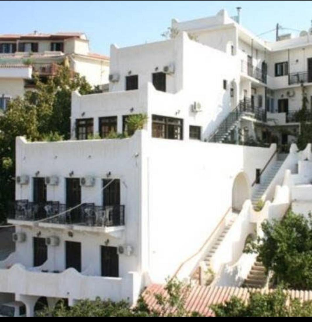 Odysseas Hotel Samos Rom bilde